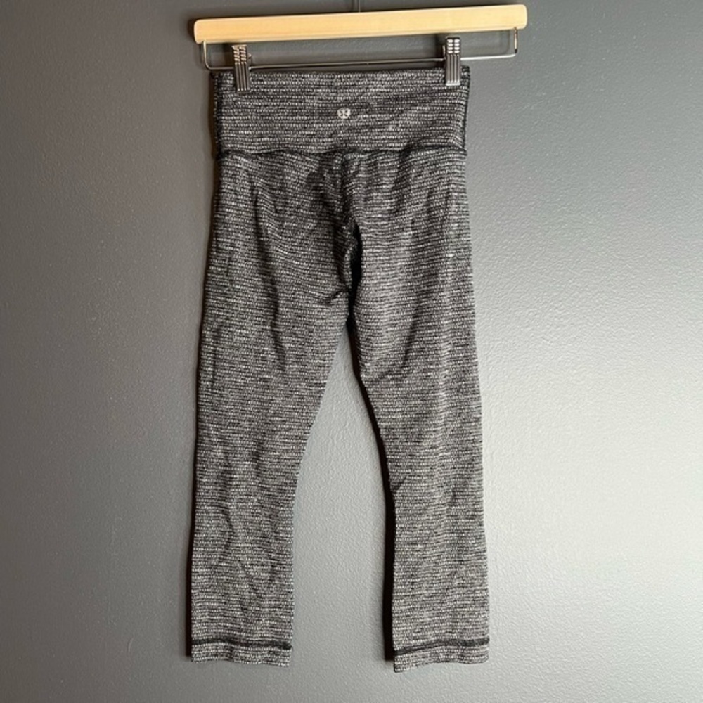 Lululemon | cropped leggings - Picture 6 of 6